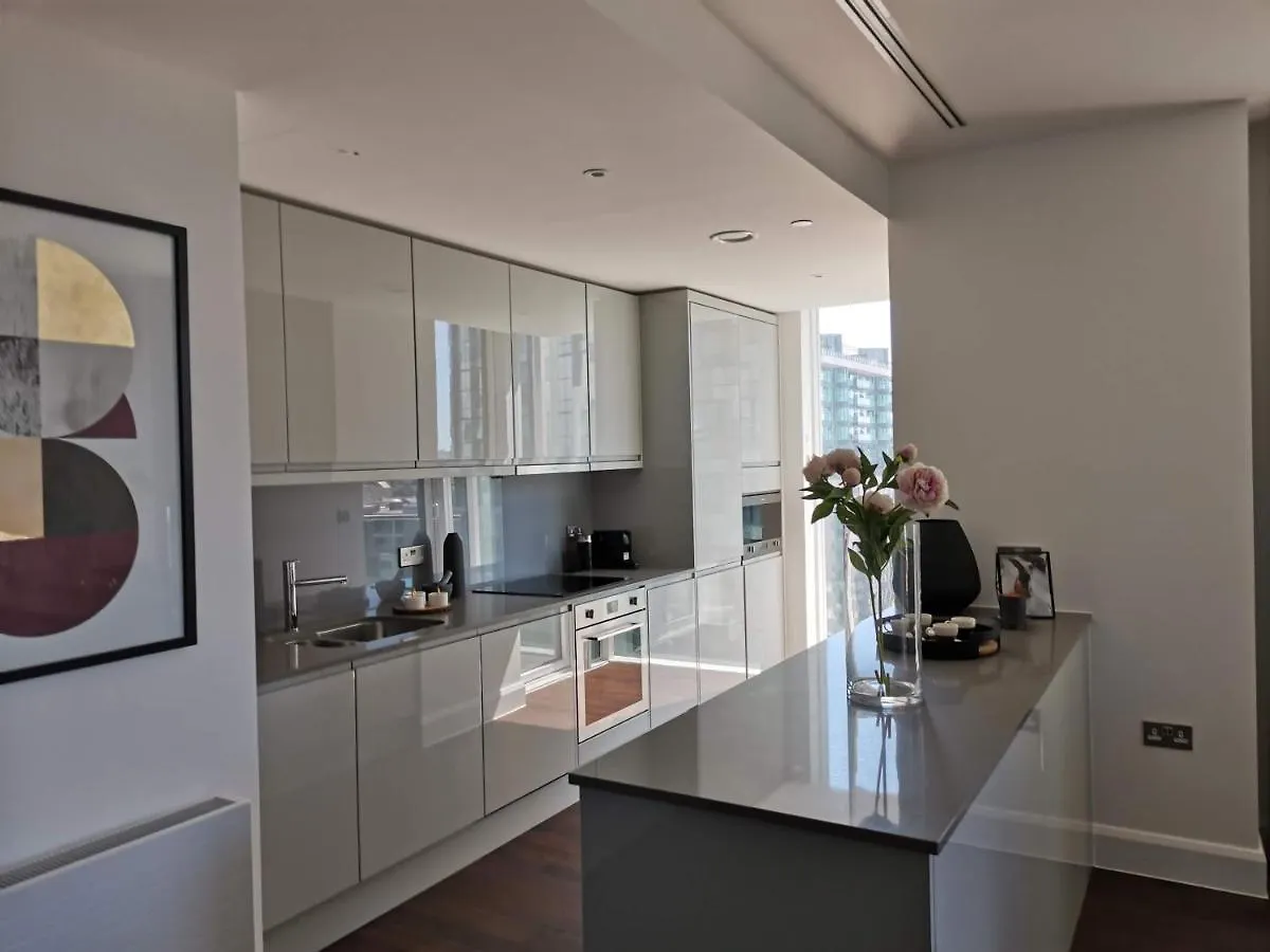 Apartman Charles Hope Canary Wharf South Quay London