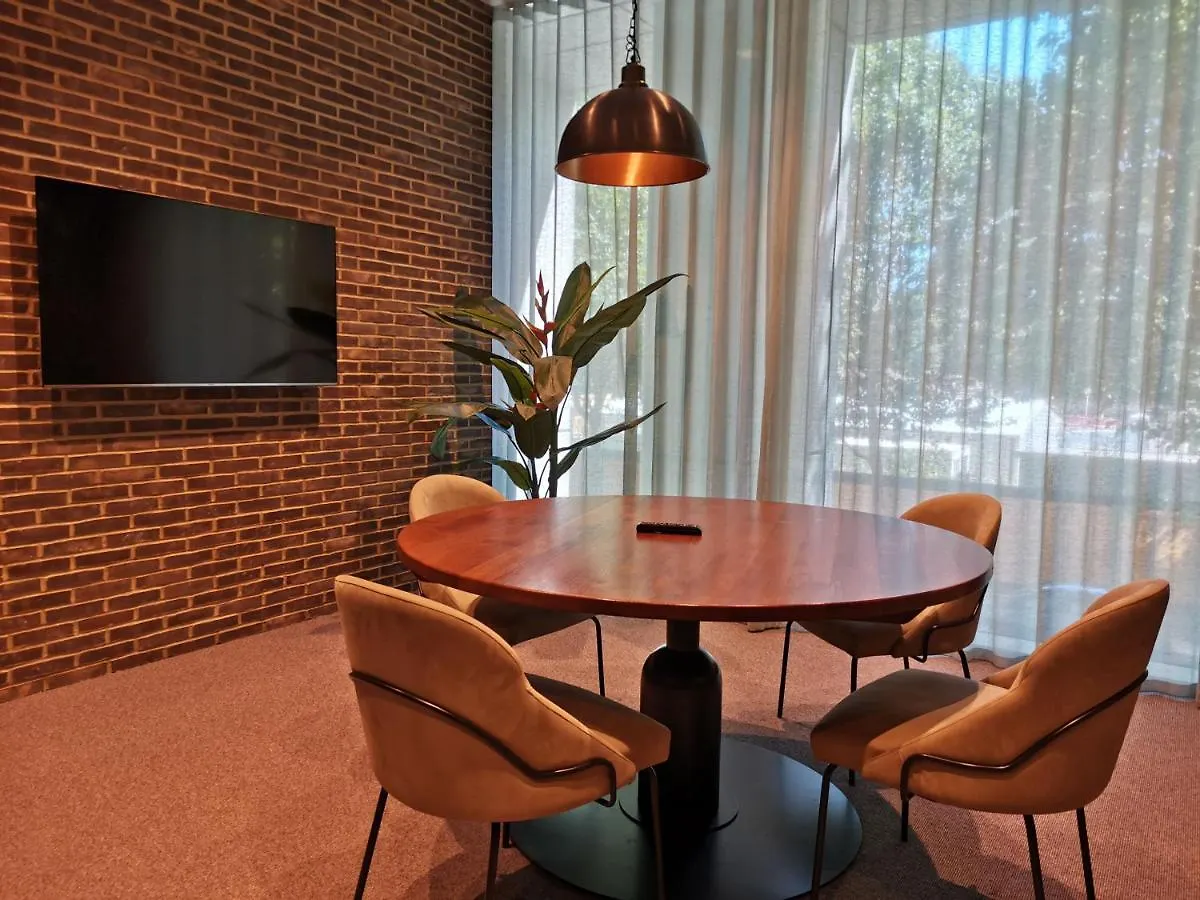 Apartment Charles Hope Canary Wharf South Quay London