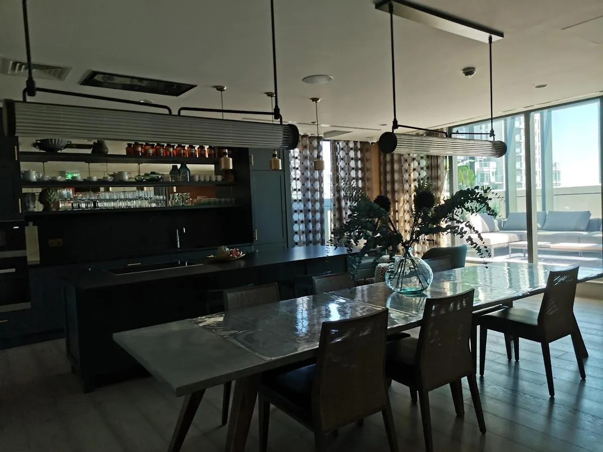Apartment Charles Hope Canary Wharf South Quay London United Kingdom