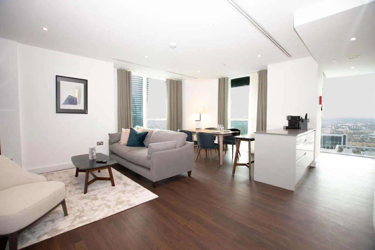 Apartment Charles Hope Canary Wharf South Quay London