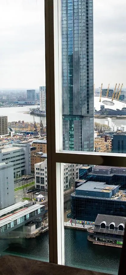 Apartment Charles Hope Canary Wharf South Quay London United Kingdom