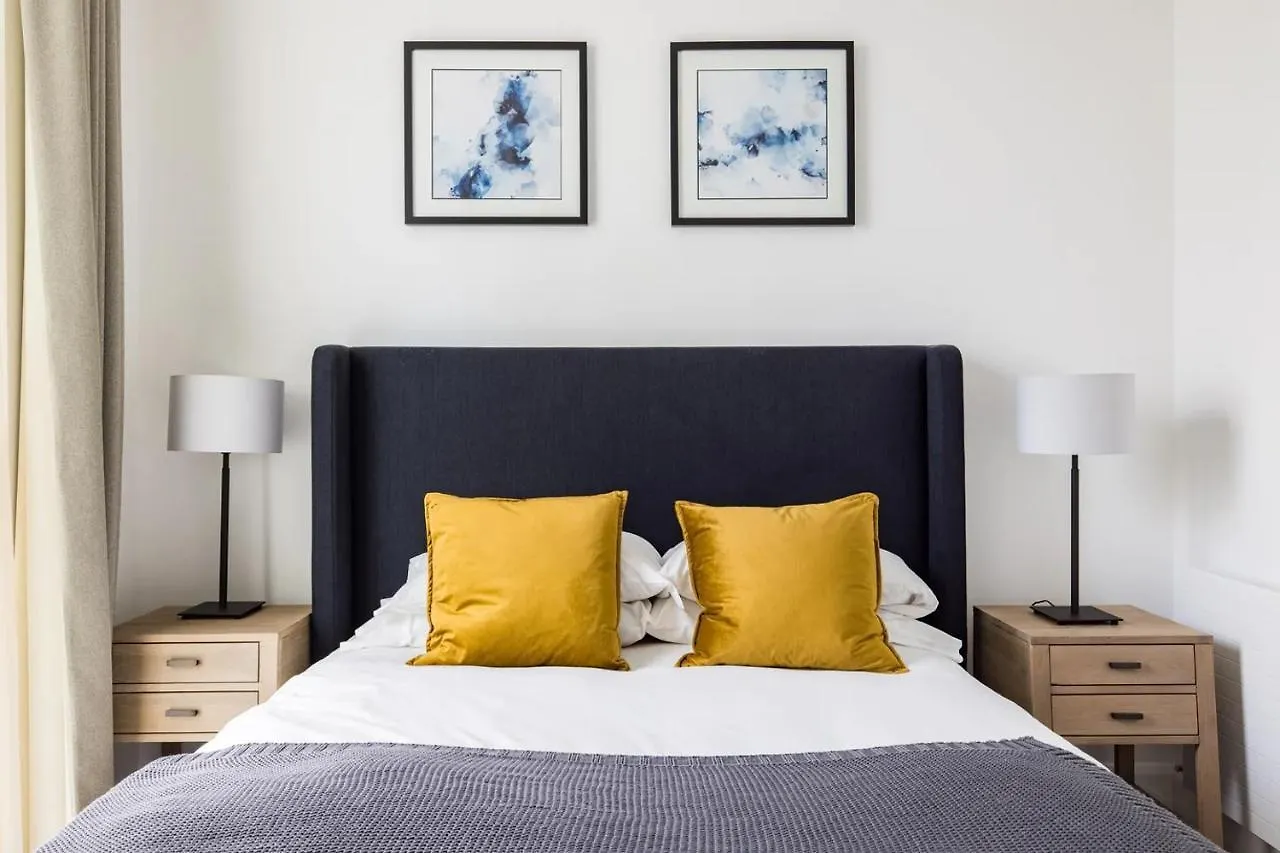 Apartment Charles Hope Canary Wharf South Quay London United Kingdom